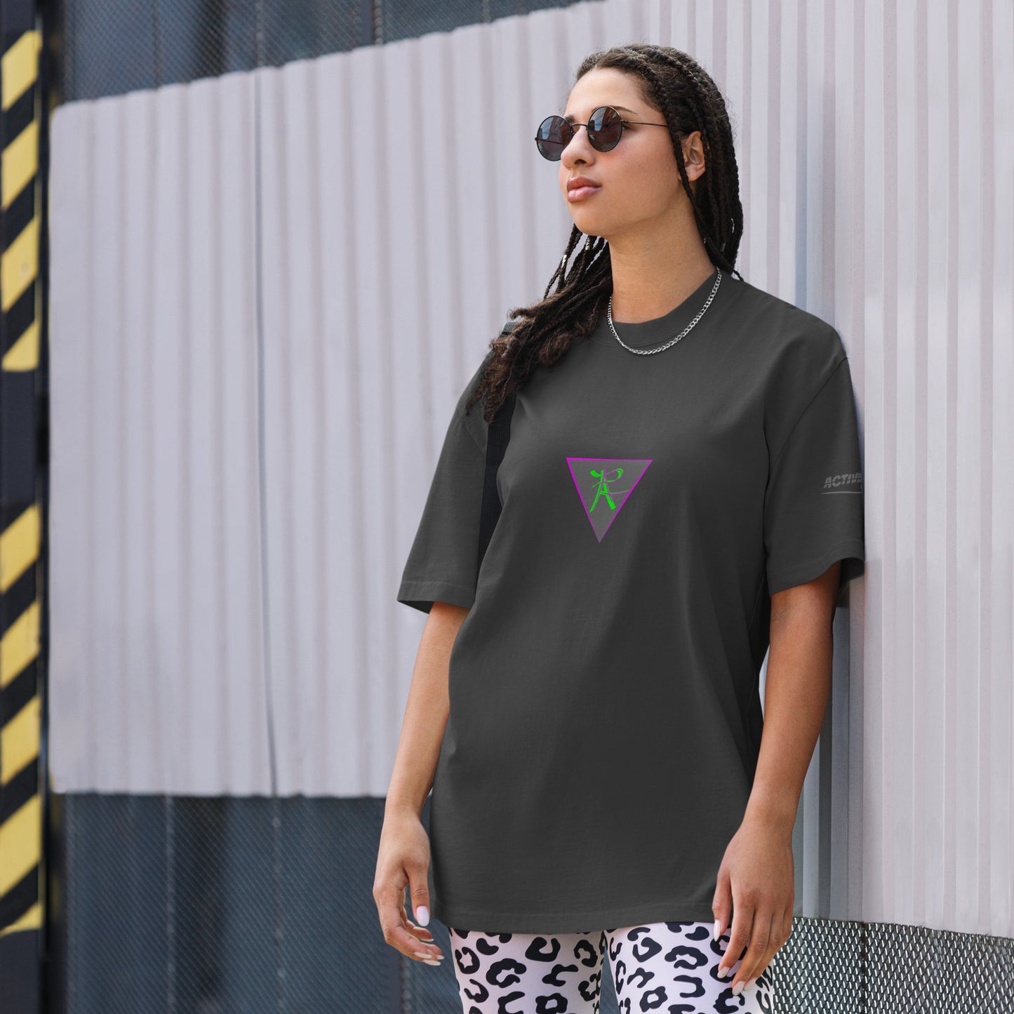 Pump Cover Oversized faded t-shirt